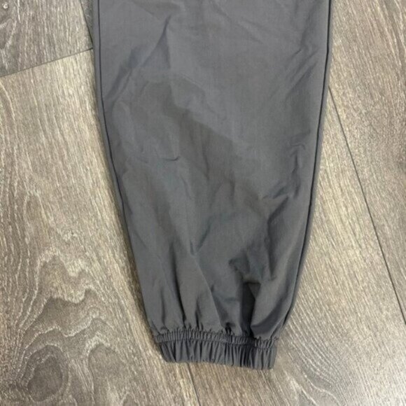 TNA Aritzia Echo Park Pant Buckled utility Cargo Army parachute Gray Size XXS - Picture 5 of 11